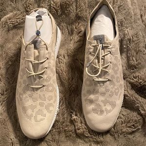 Cole HAAN: Studiogrand lace ups